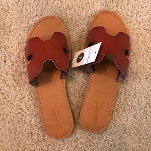 Brand New Women's Jenny Slide Sandals